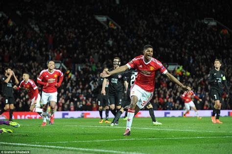 Manchester United 5-1 Midtjylland (agg 6-3): Marcus Rashford nets