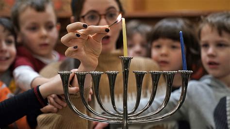 10 Key Findings About Jewish Americans Pew Research Center