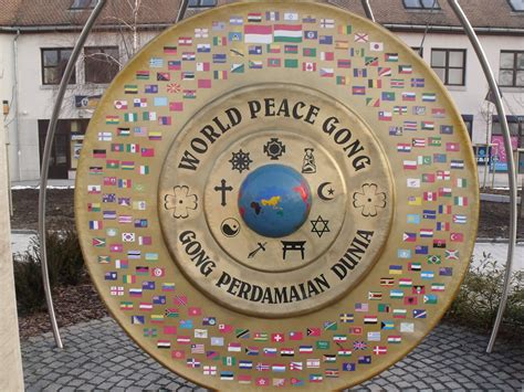 World Peace Gong Gödöllő Hungary World Peace Gong Gödöl Flickr