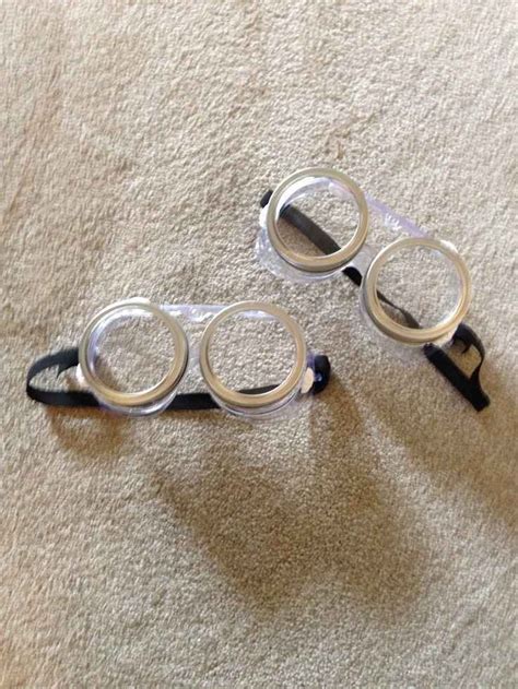 51 Cheap And Easy Last Minute Halloween Costumes Minion Glasses