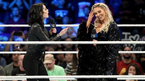 Menyajikan berita seputar wwe, hasil monday night raw & friday night smackdown & pay per view, request foto atau pertanyaan. Smackdown Focus - Sanjungan dan Hukuman Paige untuk ...
