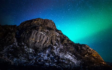 Download Wallpaper 3840x2400 Mountain Night Northern