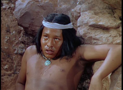 C'est un jeune apache qui rêve de devenir guerrier. Test Blu-Ray - La Flèche brisée (Broken arrow) 1950 ...