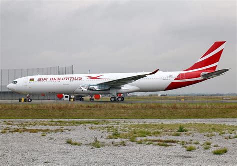 Air Mauritius Double Ses Vols à Genève Avec La330neo Actu Aero Aaf