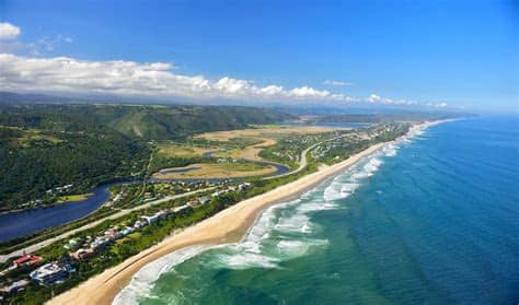 Modern holiday town where south africa starts to feel like south florida… if south florida had wine farms and a really awesome. Garden Route | Nomad Africa Adventure Tours