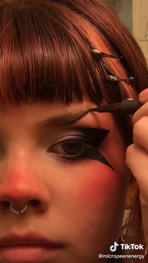 E Girl Make Up Tutorial Video In 2021 Alternative Makeup Dark