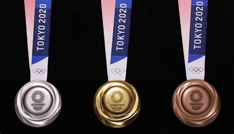 Official medal count for the tokyo 2020 olympics. Tokyo 2020 Olympic medals will be made from 80,000 tons of ...