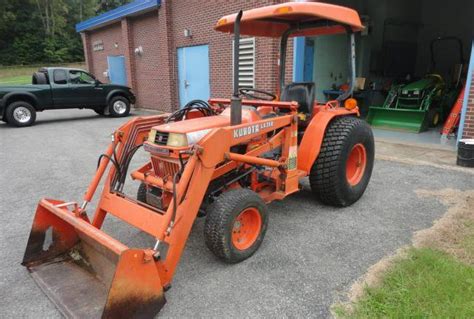 Sold 1989 Kubota B2150 Tractors Less Than 40 Hp Tractor Zoom