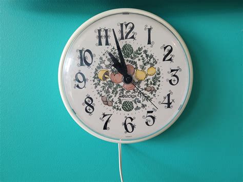 Vintage Westclox Electric Wall Clock