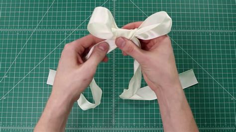 How To Tie A Perfect Bow In Ribbon Youtube