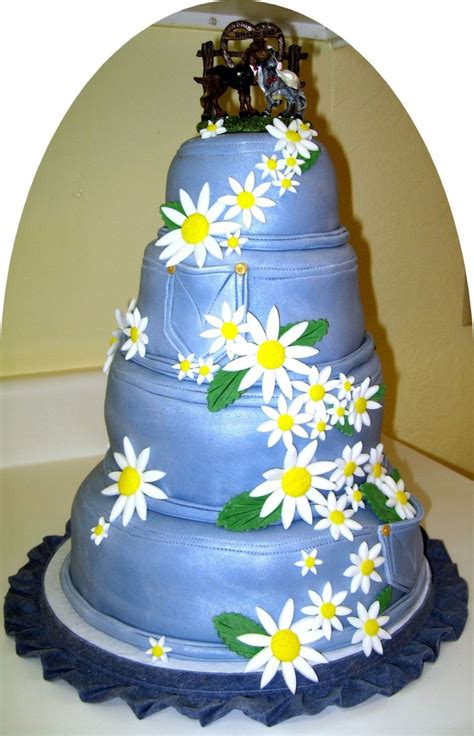 Stonewashed Denim And Daisy Wedding Cake Cakecentral Com