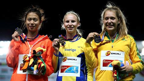 Sveriges honorärkonsulat i cairns cbc level 1, 55 spence street, cairns. VM-guld till Elienor Werner | SVT Sport