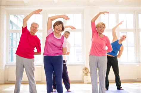 Qué ejercicio físico es más recomendable para los ancianos