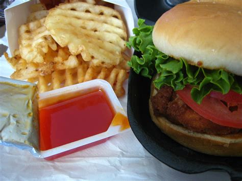 50+ Fast Food Restaurants That Deliver Background - Fast Food Open Near Me