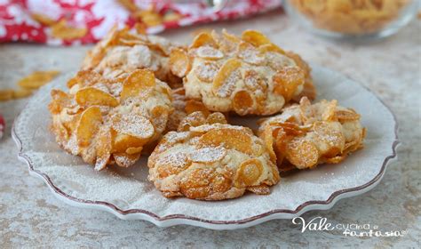 ROSE DEL DESERTO biscotti con mandorle e cornflakes