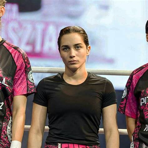 Ariane lipski will now face newcomer isabella de padua at ufc on espn+ 22 after veronica macedo was forced to withdraw. Esta venezolana no es modelo, sino una temible luchadora ...
