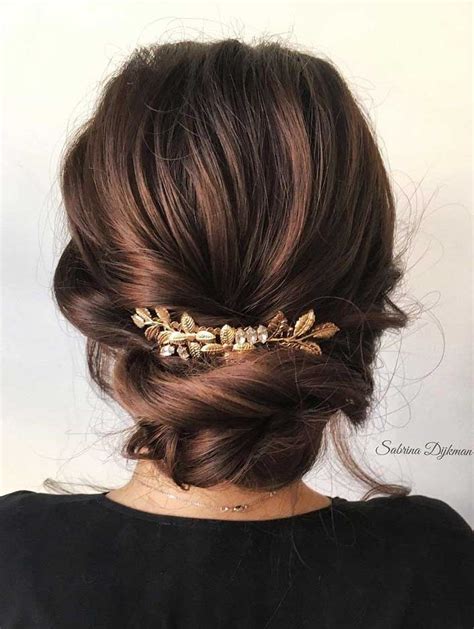 49 Beautiful And Romantic Wedding Hairstyles