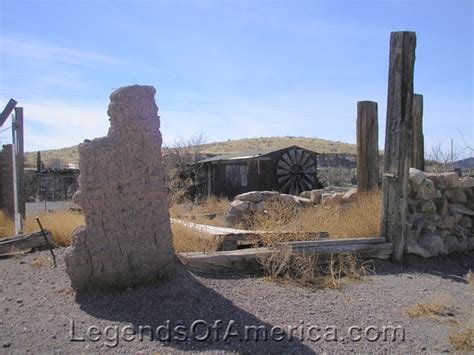 Legends Of America Photo Prints New Mexico Steins Nm Ruins