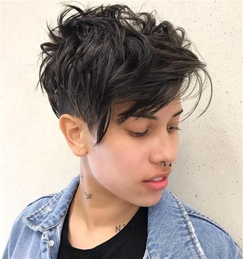 Aug 27, 2021 · i love asymmetrical long pixie haircuts. 20 Bold Androgynous Haircuts for a New Look in 2020 | Androgynous haircut, Short hair with ...
