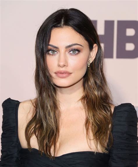 Phoebe Tonkin Beauty Hair Beauty Blonde Highlights