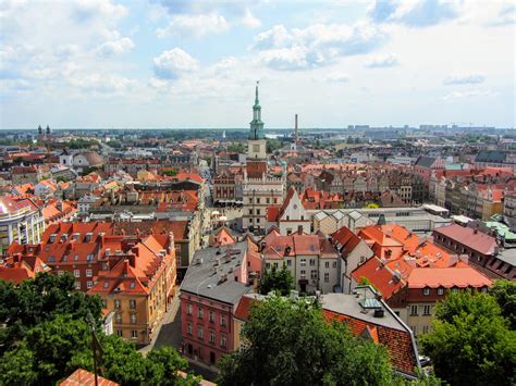Wie weit ist poznań entfernt und in welchem land liegt es? Poznan - de wieg van de Poolse staat