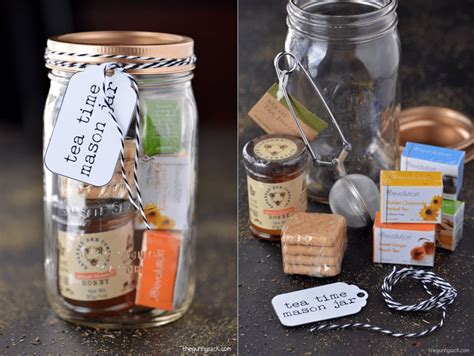 30 Mason Jar Gift Ideas For Christmas That People Will Actually Love