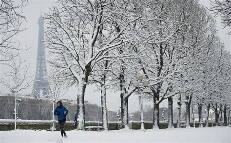 Paris Weather Forecast France Capital Grinds To Icy Halt With More