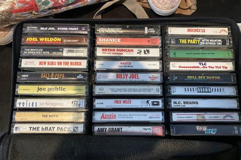 90 s casette lot of 30 cassettes 90 s hip hop rap tlc movies