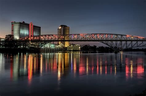Downtown Shreveport La And The Texas Street Bridge Flickr