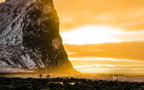 Surfers Lofoten Islands Norway 2019 Bing Desktop Preview