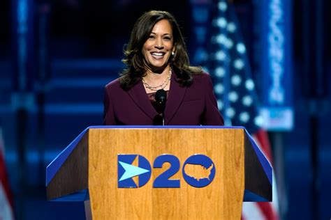 Kamala Harris Seizes Historic Moment In Accepting Vp Nomination Daily News
