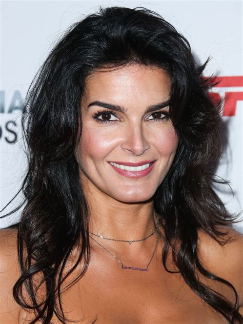 Angie Harmon Image 2022 Photo Collection
