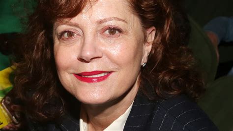 susan sarandon 76 hasn t aged a day in head turning throwback photo sparks mass response