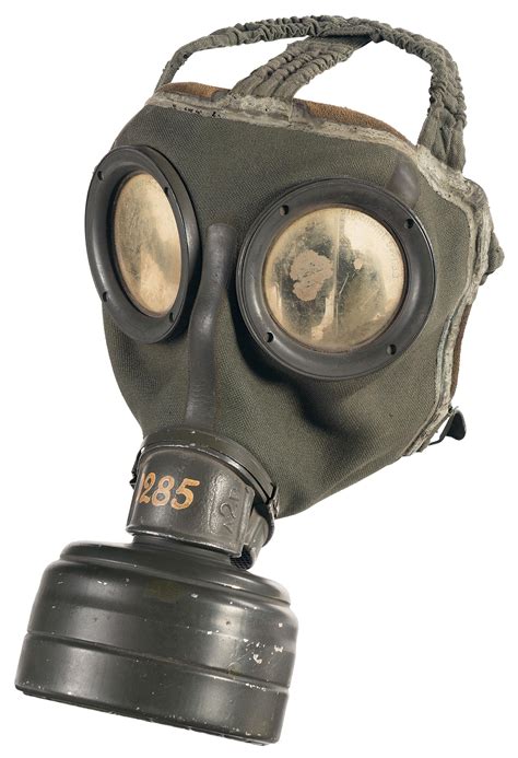 Rare Early World War Ii German Fallschirmjager Gas Mask With Bag Rock