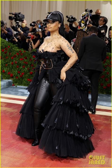 Nicki Minaj Pairs Leather Hat With Ruffled Dress At Met Gala 2022