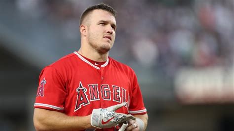 Report Angels Mike Trout Close To Finalizing Largest Deal In Sports