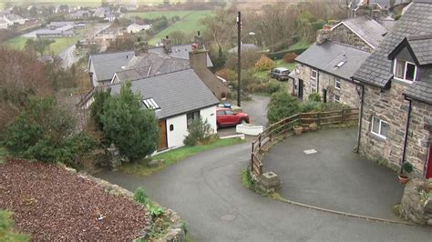Has Wales got the world's steepest street? | UK News | Sky News