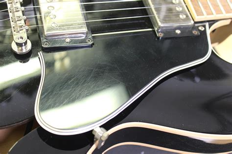 1999 Gibson Es 335 Electric Guitar Black Guitar Chimp