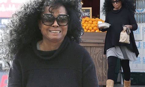 Diana Ross Rocks Big Hair And Goes Make Up Free As She Steps Out In