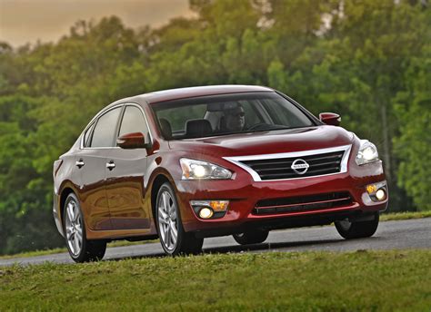 Know the recent 2013 nissan altima technical service bulletins to keep driving safely. 2013 Nissan Altima Review | Best Car Site for Women ...