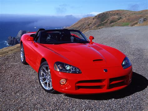 Detailed features and specs for the used 2010 dodge viper including fuel economy, transmission, warranty, engine type, cylinders, drivetrain and more. Photo n°1 : DODGE Viper SRT-10 - RSIAUTO