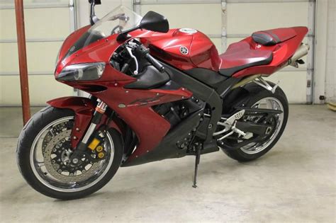 Buy 2005 Yamaha Yzf R1 Sportbike On 2040 Motos