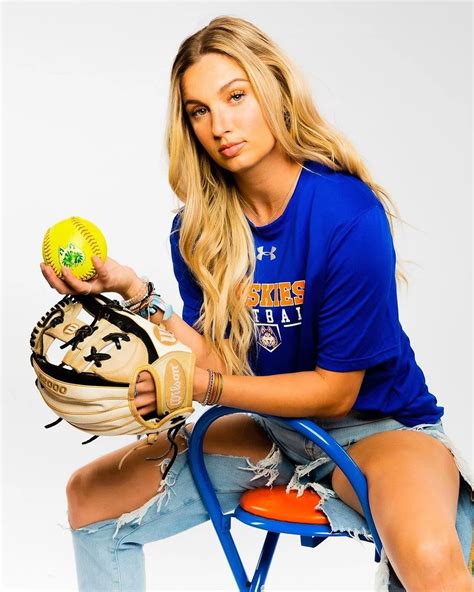 Wehateporn Hot Athletes And Sexy Celebrities On Twitter Blonde Softball Coed