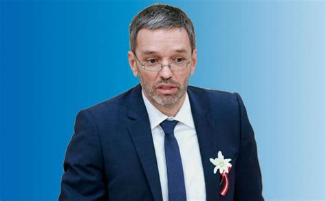 Hier erhalten sie ausführliche und aktuelle nachrichten, videos und bilder zum politiker. Innenminister Herbert Kickl: FPÖ-Stratege jenseits der ...