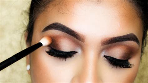 How To Apply Eyeshadow Perfectly Tips And Tricks For Beginners Youtube