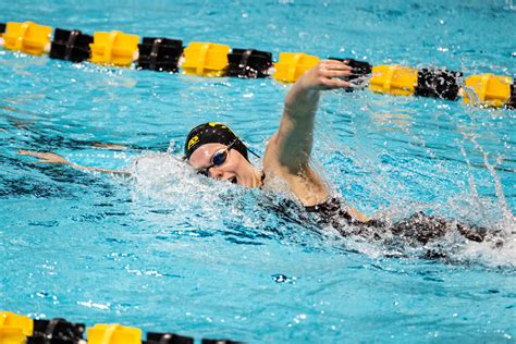 Iowa Swim And Dive Teams Have Impressive Times In Tri Meet The Daily