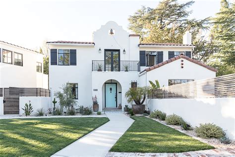 Photo Of In Modern Spanish Revival By Colossus Mfg Dwell