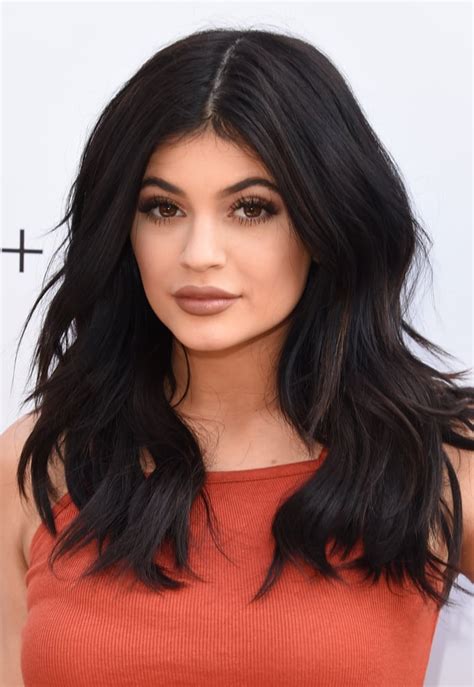 Kylie Jenner With Center Part And Black Wavy Hair In 2015 Kylie