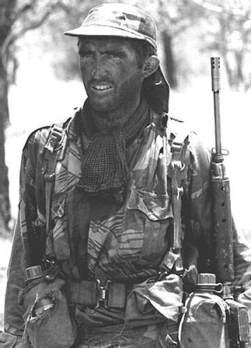 Bandw Photo Rhodesian Army Troop Rhodesia Fn Fal Rhodesian Light Infantry