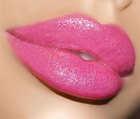 S S Pink Lips Glitter Lipstick Bright Pink Lips